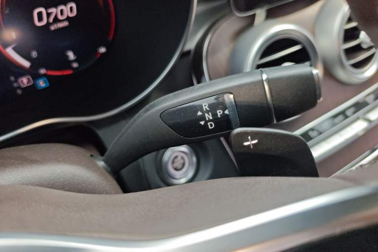 Used Mercedes-Benz GLC 2021 GLC 300 L 4MATIC Dynamic Model Gear Lever