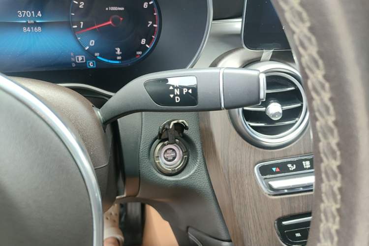 Used Mercedes-Benz GLC 2021 GLC 260 L 4MATIC Dynamic Edition Gear Lever