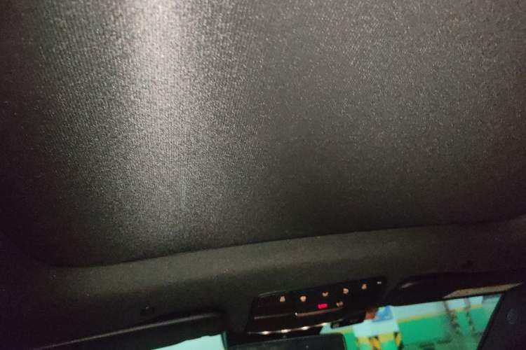 Used Mercedes-Benz GLC 2021 GLC 300 L 4MATIC Dynamic Model Headliner