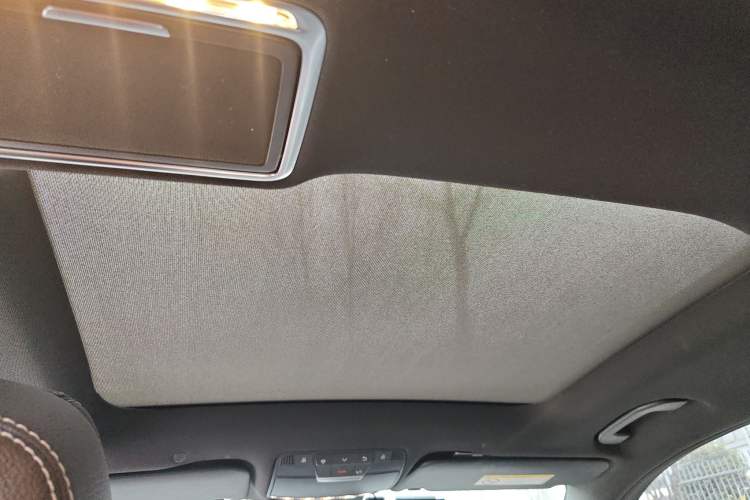 Used Mercedes-Benz GLC 2021 GLC 300 L 4MATIC Dynamic Model Headliner