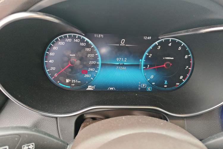 Used Mercedes-Benz GLC 2021 GLC 300 L 4MATIC Dynamic Model Instrument Cluster