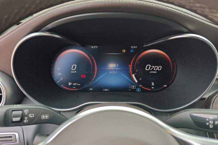 Used Mercedes-Benz GLC 2021 GLC 300 L 4MATIC Dynamic Model Instrument Cluster