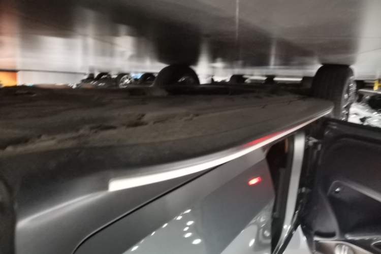 Used Mercedes-Benz GLC 2021 GLC 300 L 4MATIC Dynamic Model Left Side Sill