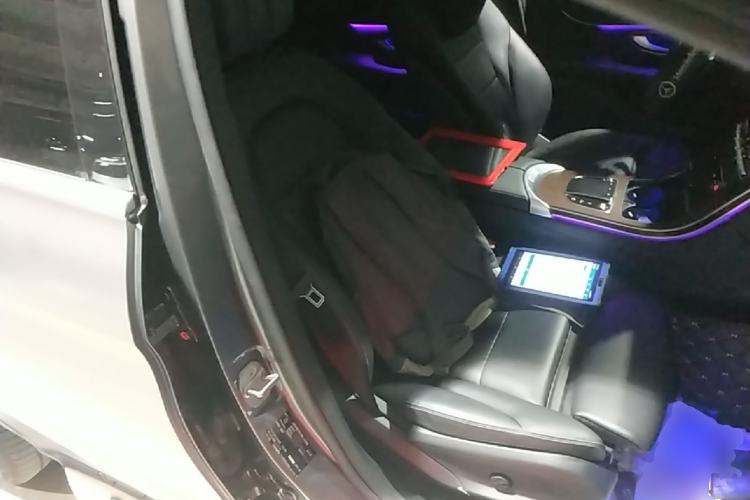 Used Mercedes-Benz GLC 2021 GLC 300 L 4MATIC Dynamic Model Right Front Seat