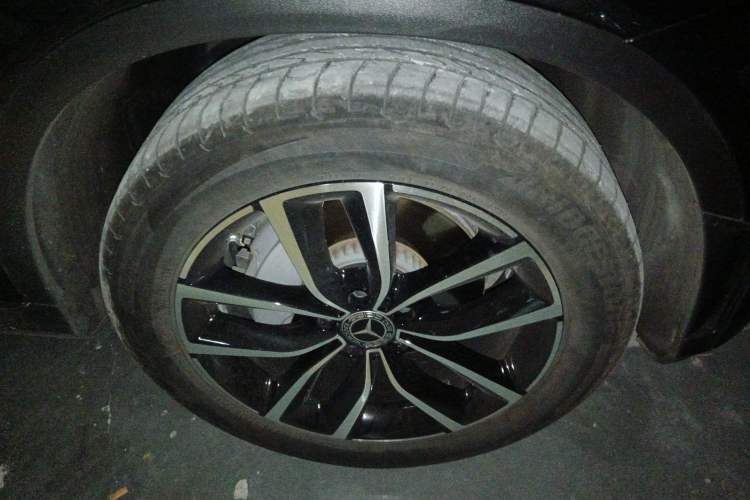 Used Mercedes-Benz GLC 2021 GLC 260 L 4MATIC Luxury Model Right Front Wheel Hub