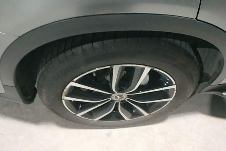 Used Mercedes-Benz GLC 2021 GLC 300 L 4MATIC Dynamic Model Right Rear Wheel Hub