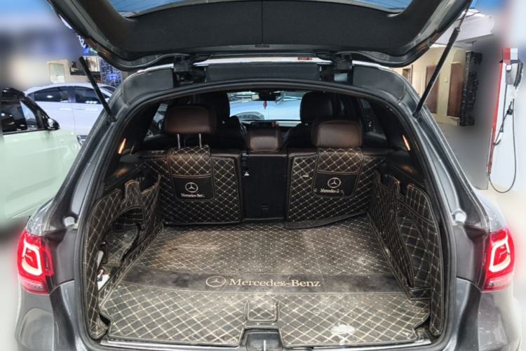 Used Mercedes-Benz GLC 2021 GLC 260 L 4MATIC Dynamic Edition Trunk