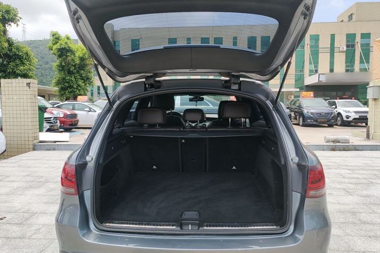 Used Mercedes-Benz GLC 2021 GLC 260 L 4MATIC Dynamic Edition Trunk