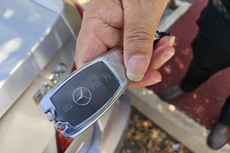 Used Mercedes-Benz GLC 2021 GLC 260 L 4MATIC Dynamic Edition Vehicle Key