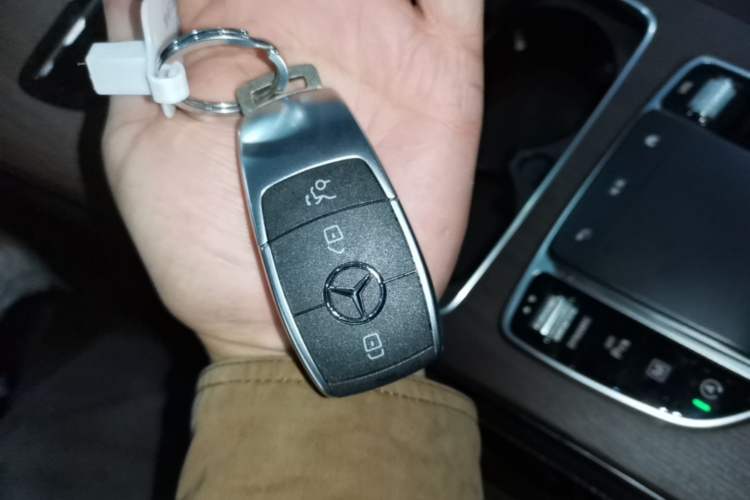 Used Mercedes-Benz GLC 2021 GLC 300 L 4MATIC Dynamic Model Vehicle Key