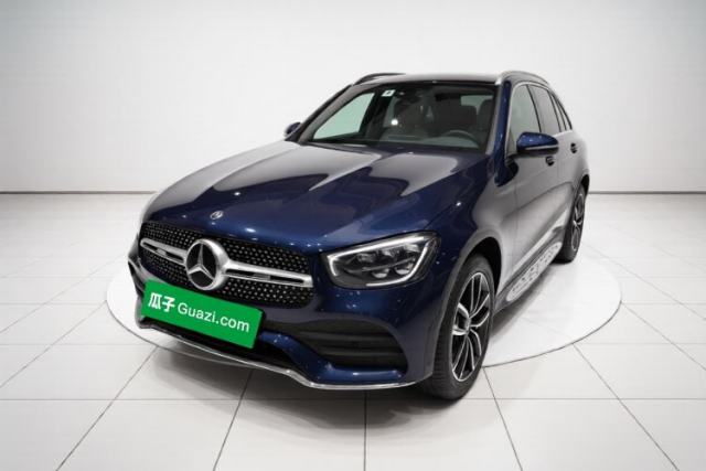 Ojetý Mercedes-Benz GLC 2021 GLC 260 L 4MATIC Luxury Model