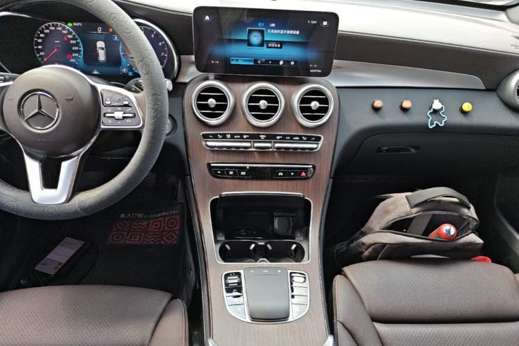 Used Mercedes-Benz GLC 2021 GLC 300 L 4MATIC Dynamic Model Audio And AC Panel