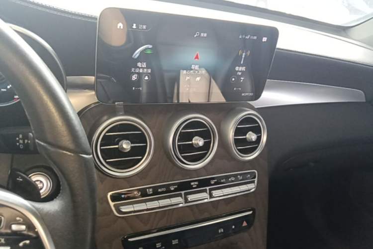 Used Mercedes-Benz GLC 2021 GLC 260 L 4MATIC Luxury Model Audio And AC Panel