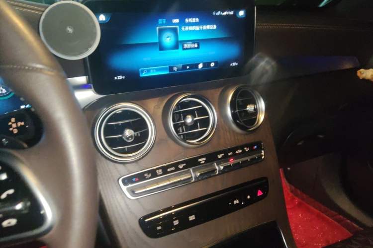 Used Mercedes-Benz GLC 2021 GLC 260 L 4MATIC Luxury Model Audio And AC Panel