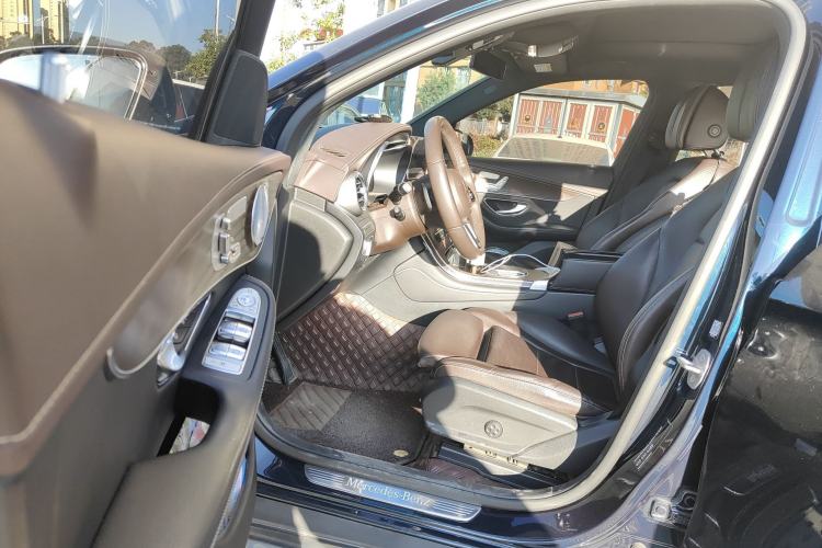 Used Mercedes-Benz GLC 2021 GLC 260 L 4MATIC Luxury Model Driver Seat