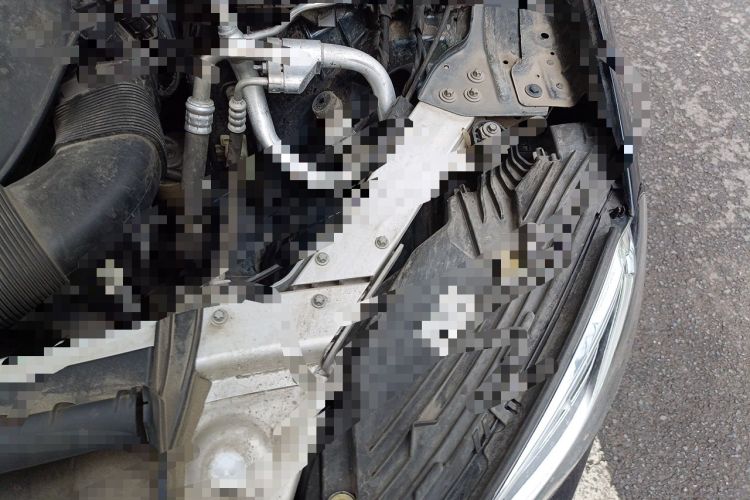 Used Mercedes-Benz GLC 2021 GLC 300 L 4MATIC Dynamic Model Engine Bay Left