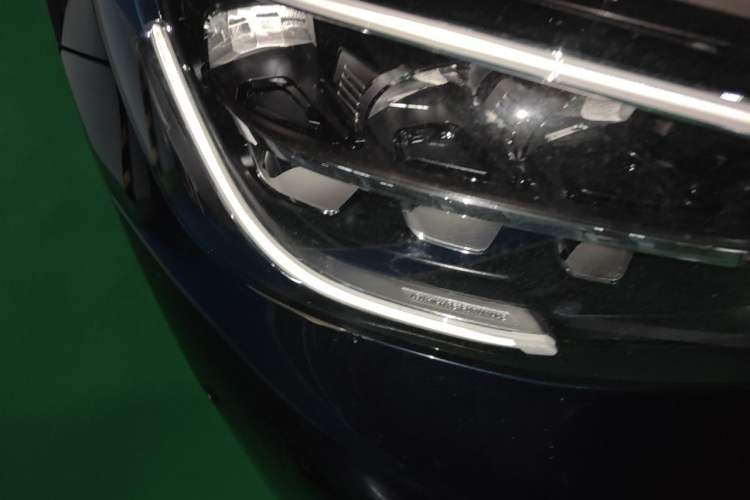 Used Mercedes-Benz GLC 2021 GLC 300 L 4MATIC Dynamic Model Exterior 3