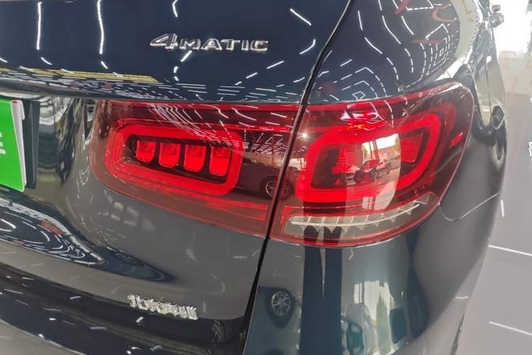Used Mercedes-Benz GLC 2021 GLC 300 L 4MATIC Dynamic Model Exterior 3