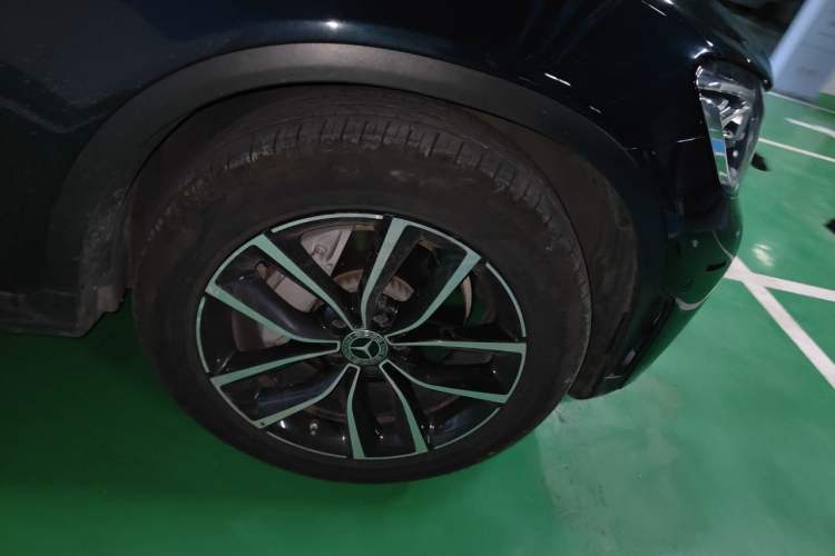 Used Mercedes-Benz GLC 2021 GLC 300 L 4MATIC Dynamic Model Exterior 4