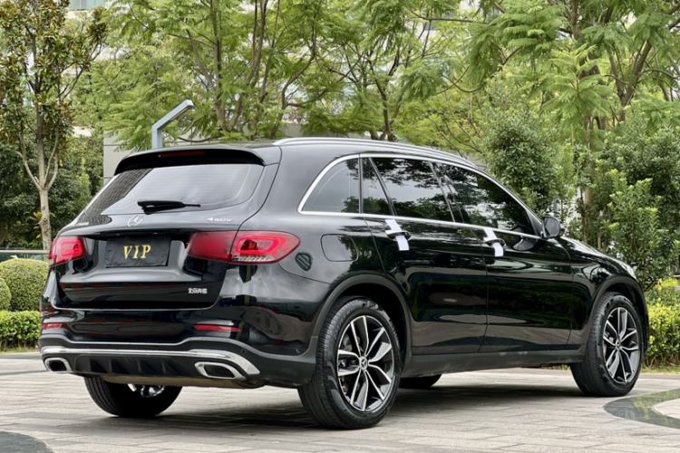Used Mercedes-Benz GLC 2021 GLC 260 L 4MATIC Luxury Model Exterior 4