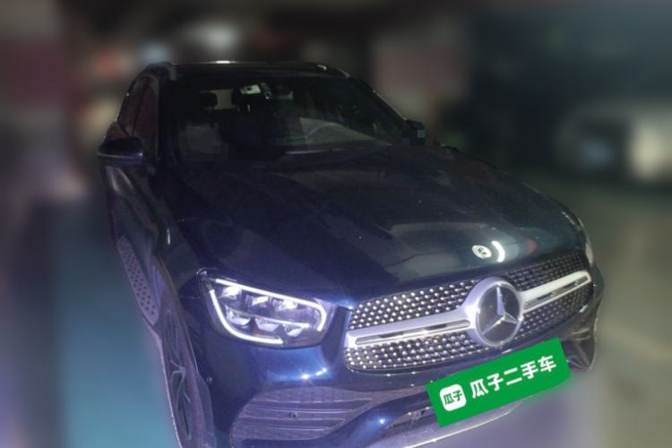 Used Mercedes-Benz GLC 2021 GLC 260 L 4MATIC Luxury Model Front Right 45 Deg