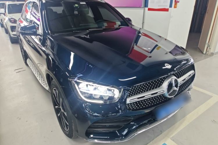 Used Mercedes-Benz GLC 2021 GLC 260 L 4MATIC Luxury Model Front Right 45 Deg