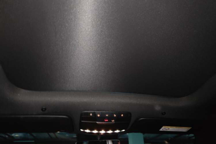 Used Mercedes-Benz GLC 2021 GLC 300 L 4MATIC Dynamic Model Headliner