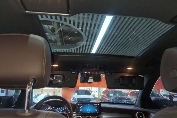 Used Mercedes-Benz GLC 2021 GLC 300 L 4MATIC Dynamic Model Headliner