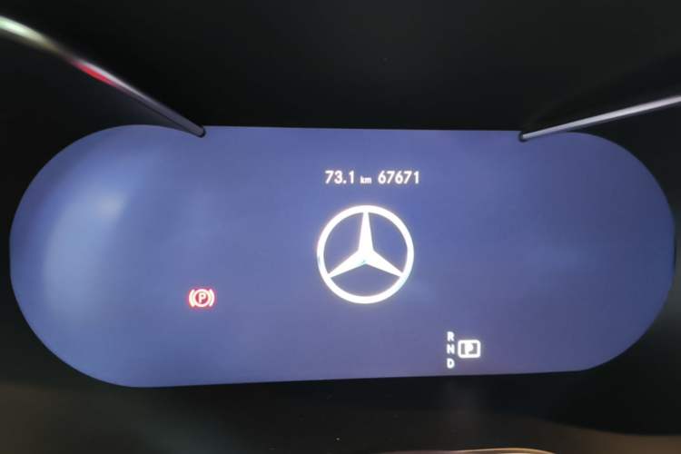 Used Mercedes-Benz GLC 2021 GLC 260 L 4MATIC Luxury Model Instrument Cluster
