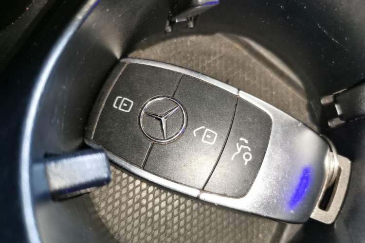 Used Mercedes-Benz GLC 2021 GLC 300 L 4MATIC Dynamic Model Interior 1
