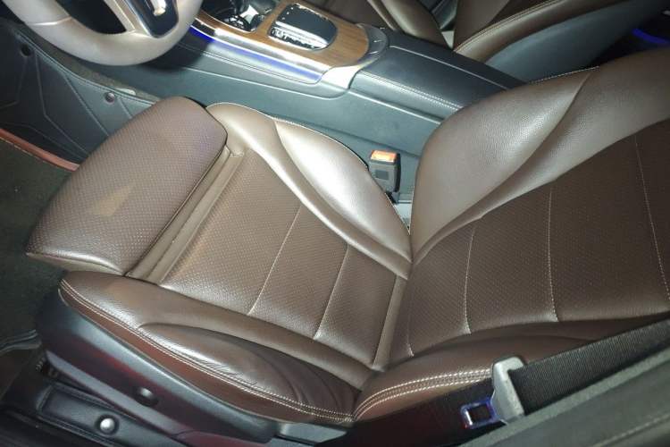 Used Mercedes-Benz GLC 2021 GLC 300 L 4MATIC Dynamic Model Left Front Seat