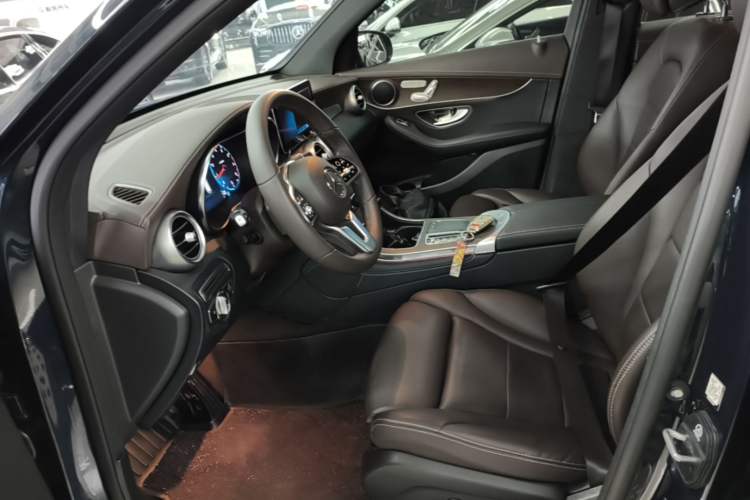 Used Mercedes-Benz GLC 2021 GLC 260 L 4MATIC Luxury Model Left Front Seat