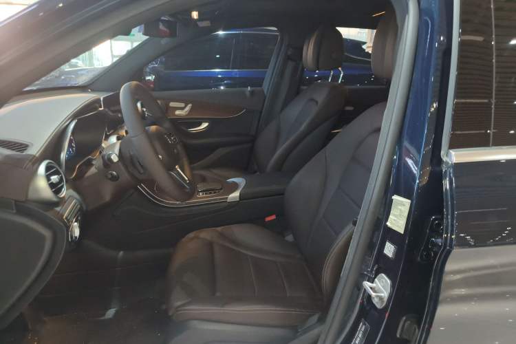 Used Mercedes-Benz GLC 2021 GLC 300 L 4MATIC Dynamic Model Left Front Seat