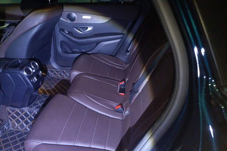 Used Mercedes-Benz GLC 2021 GLC 260 L 4MATIC Luxury Model Left Rear Seat