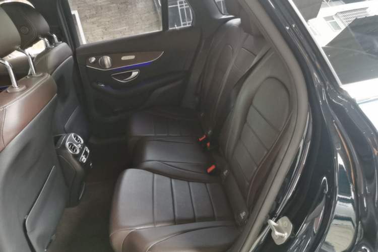 Used Mercedes-Benz GLC 2021 GLC 300 L 4MATIC Dynamic Model Left Rear Seat