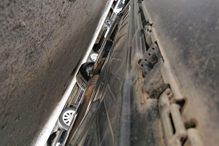 Used Mercedes-Benz GLC 2021 GLC 300 L 4MATIC Dynamic Model Left Side Sill