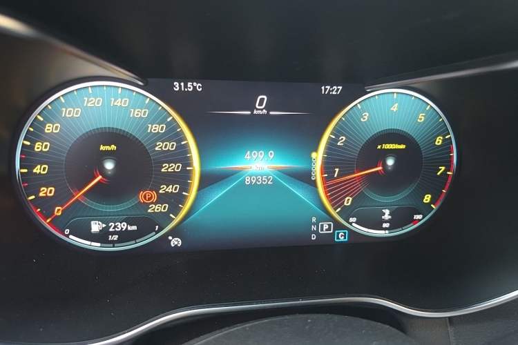 Used Mercedes-Benz GLC 2021 GLC 260 L 4MATIC Luxury Model Odometer Close Up