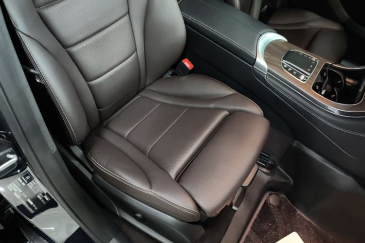 Used Mercedes-Benz GLC 2021 GLC 260 L 4MATIC Luxury Model Right Front Seat
