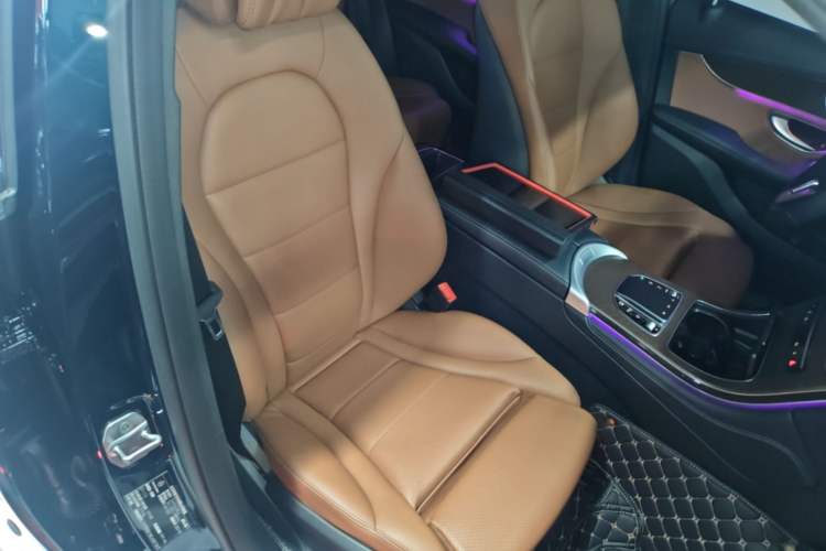 Used Mercedes-Benz GLC 2021 GLC 260 L 4MATIC Luxury Model Right Front Seat
