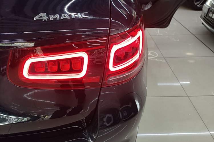 Used Mercedes-Benz GLC 2021 GLC 300 L 4MATIC Dynamic Model Right Rear Taillight