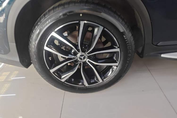 Used Mercedes-Benz GLC 2021 GLC 300 L 4MATIC Dynamic Model Right Rear Wheel Hub