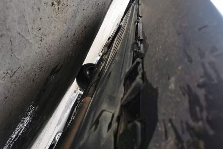 Used Mercedes-Benz GLC 2021 GLC 300 L 4MATIC Dynamic Model Right Side Sill