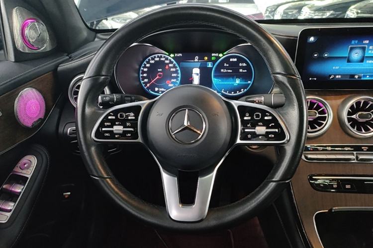 Used Mercedes-Benz GLC 2021 GLC 300 L 4MATIC Dynamic Model Steering Wheel