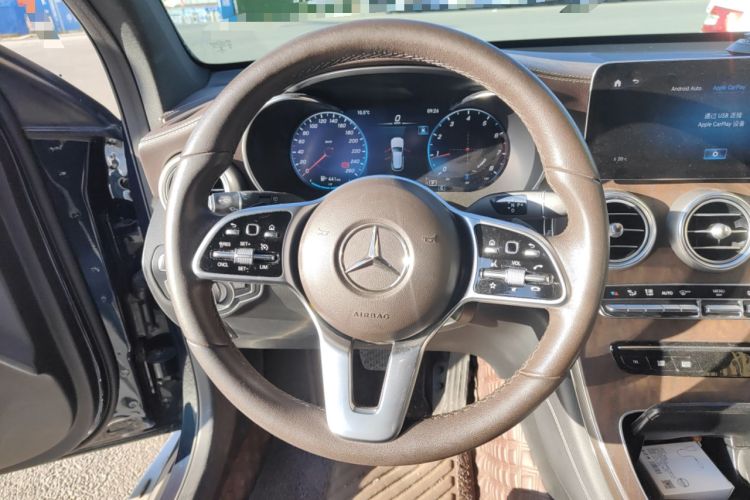 Used Mercedes-Benz GLC 2021 GLC 260 L 4MATIC Luxury Model Steering Wheel