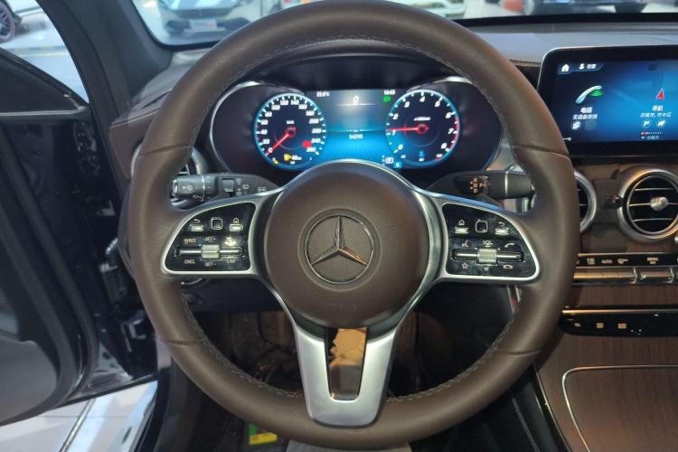 Used Mercedes-Benz GLC 2021 GLC 300 L 4MATIC Dynamic Model Steering Wheel