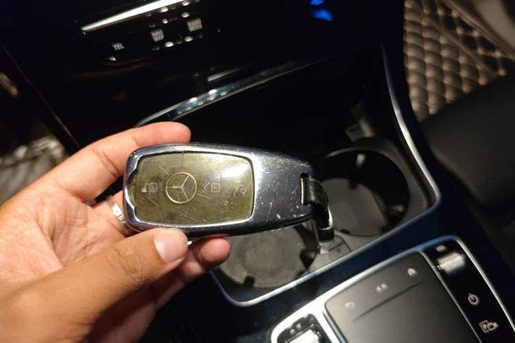 Used Mercedes-Benz GLC 2021 GLC 260 L 4MATIC Dynamic Edition Vehicle Key