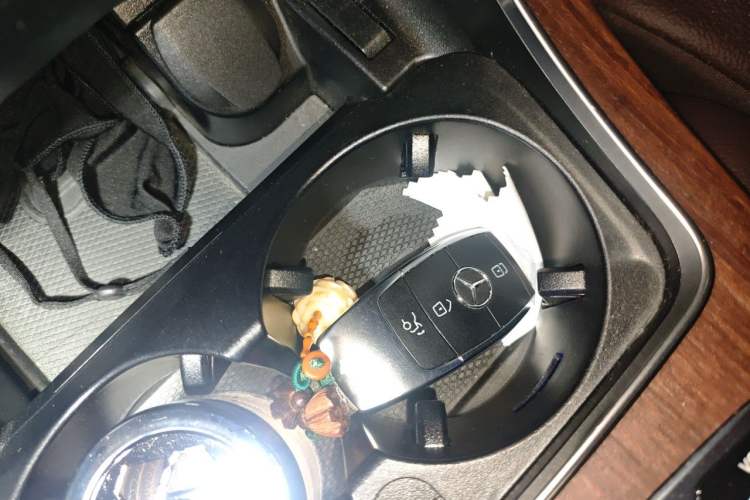 Used Mercedes-Benz GLC 2021 GLC 300 L 4MATIC Dynamic Model Vehicle Key