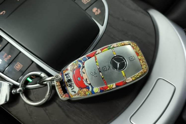 Used Mercedes-Benz GLC 2021 GLC 260 L 4MATIC Luxury Model Vehicle Key