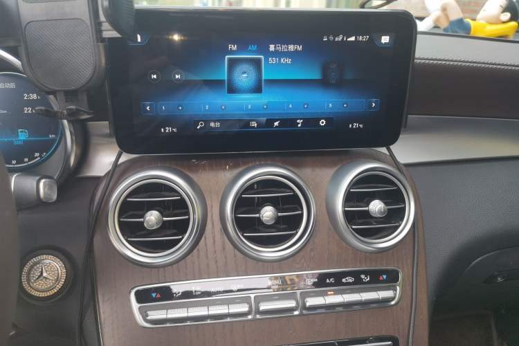 Used Mercedes-Benz GLC 2021 GLC 260 L 4MATIC Luxury Model Audio And AC Panel
