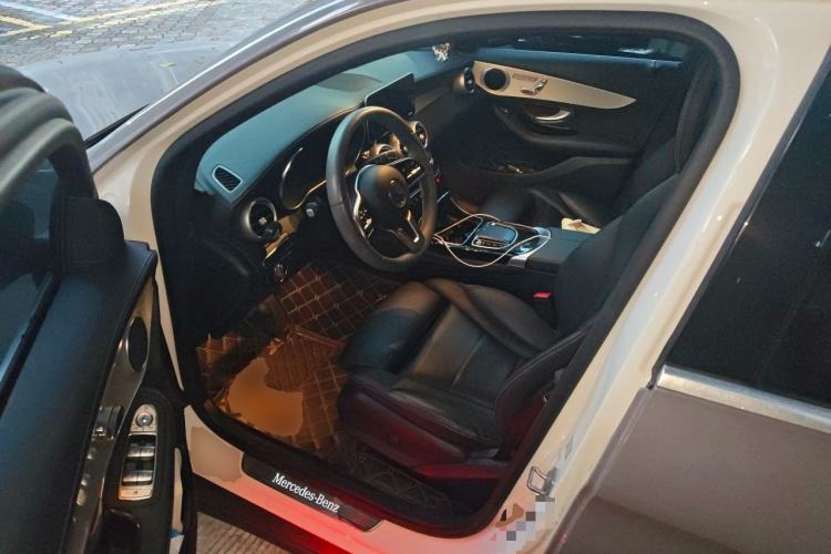 Used Mercedes-Benz GLC 2021 GLC 260 L 4MATIC Dynamic Edition Driver Seat